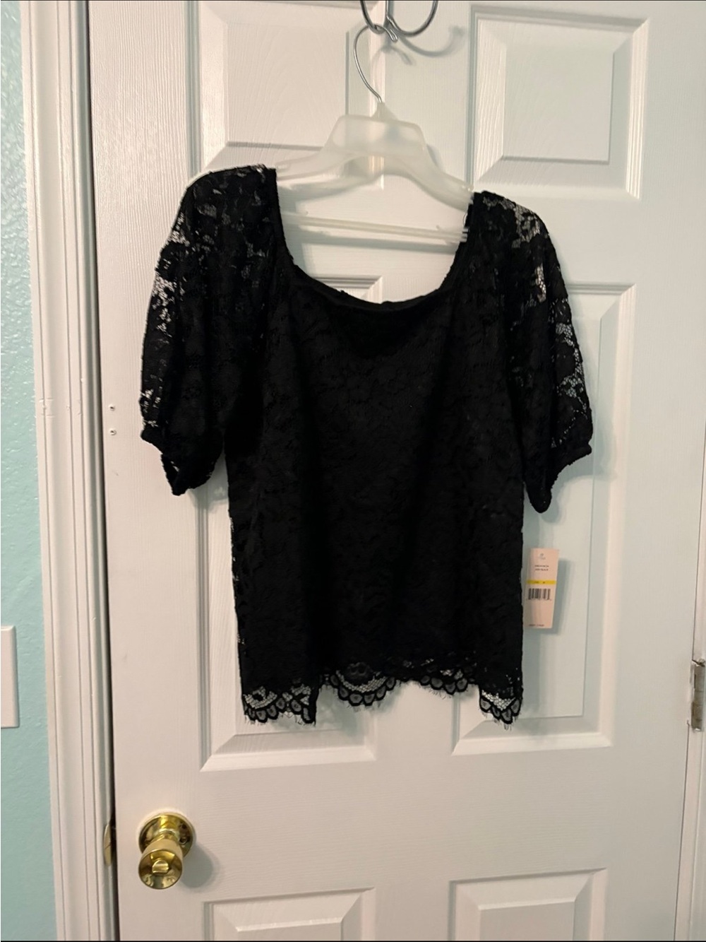 Nanette Lepore Women's Lace Short Sleeve Top Camisole size medium Black NEW